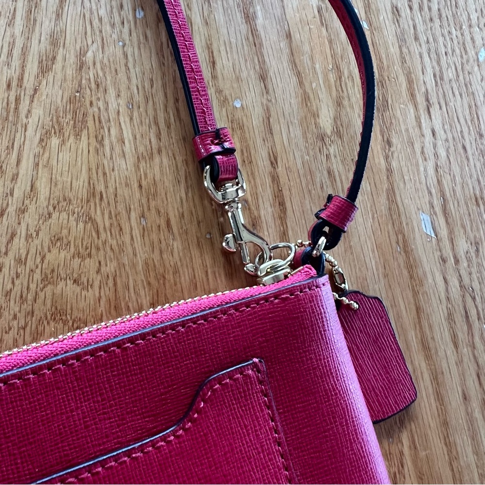 Coach Red Wristlet Clutch - Picture 4 of 8